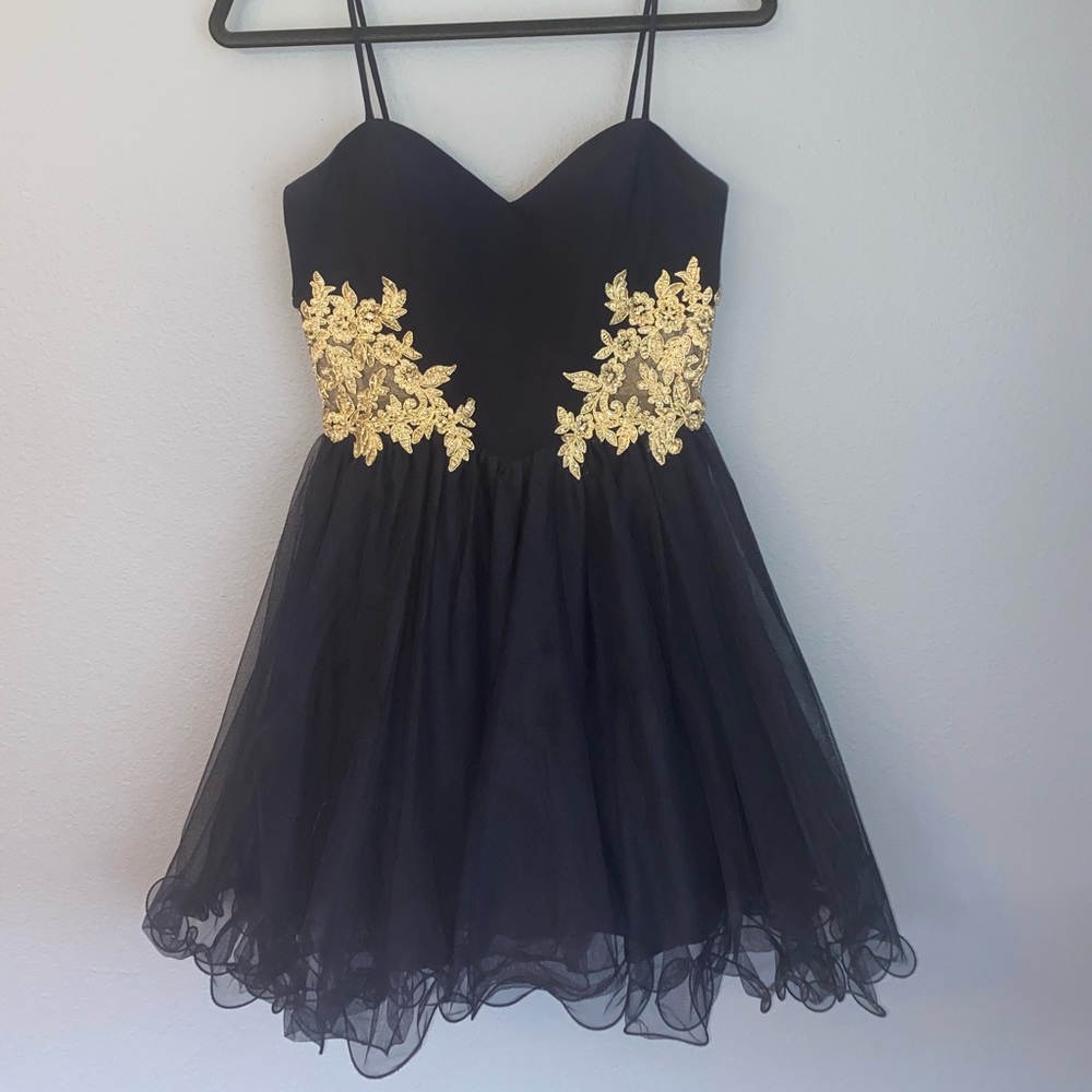 Strapless homecoming dress